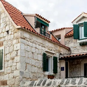 Apartman Tomadi, Split