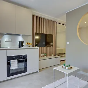 https://apt-delux-studio-aron-with-free-parking.pula-hotels.org